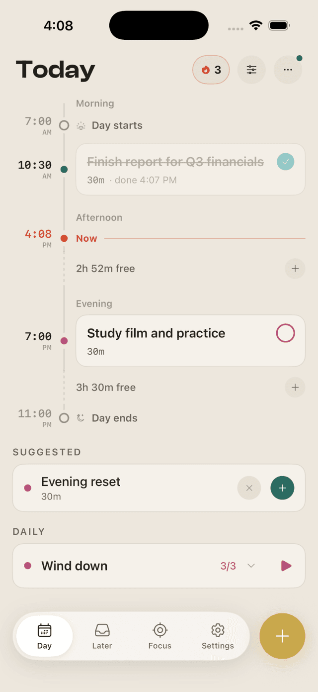 The Soltide Day view: a timeline running from Day starts at 7am to Day ends at 11pm, with a task completed at 10:30am, the line marked Now at 4:08pm, 2h 52m free after it, a 30 minute block at 7pm, and suggested and daily items below the timeline.